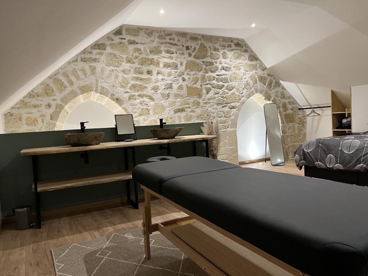 Appart Spa Privatif Laon Apartment Екстериор снимка